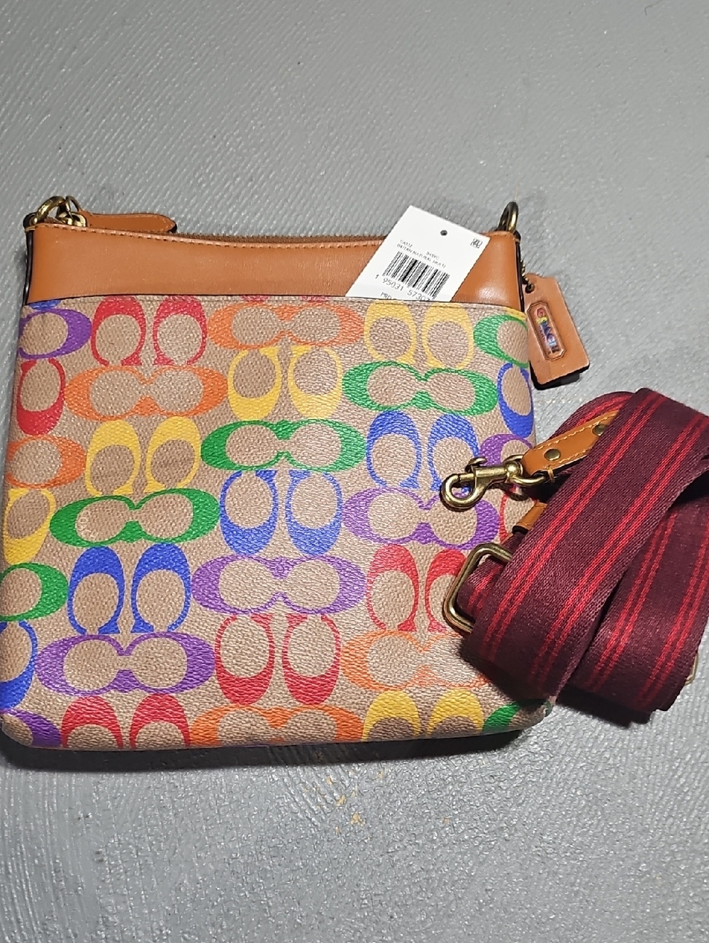 COACH CA232 NWT Pride Kitt Messenger Limited Edition B4/TAN NATURAL MULTI